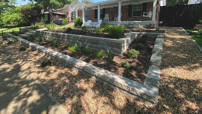 Linear Retaining Wall And Plants